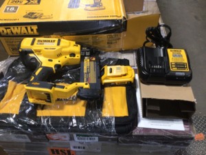 DeWalt DCN680D1 20V MAX XR Li-Ion 18 ga Brad Nailer Kit (2 Ah)