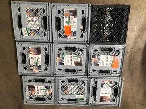 lot 6 image: Lot of Plastic Crates Customer Returns See Pictures