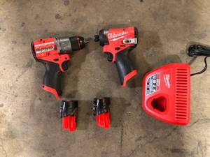 lot 20 image: M12 FUEL 12-Volt Lithium-Ion Brushless Cordless Hammer Drill and Impact Driver Combo Kit w2 Batteries and Bag (2-Tool)  Customer Returns See Pictures