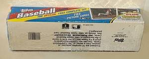 lot 244 image: 1992 Topps Baseball Complete Sealed Set, 792 Cards plus 10 Gold Cards MLB