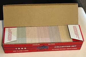 lot 250 image: 1988 Score Baseball Complete Factory Set, 660 cards and 56 Trivia Cards, MLB