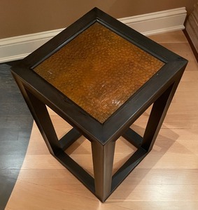 lot 59 image: Modern Accent Table