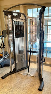 lot 79 image: Precor USA S3.23 Workout Machine