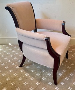 lot 35 image: Pair of Stylish Upholstered Barbara Barry for Baker Arm Chairs