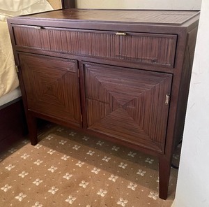 lot 37 image: Elegant McGuire Accent Table  Bedside Table