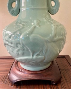 lot 38 image: Decorative Chinese Vase on a Wooden Base