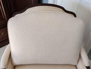 lot 121 image: Oversized Cream Upholstered Armchair