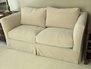 lot 127 image: Lovely Taupe Loveseat