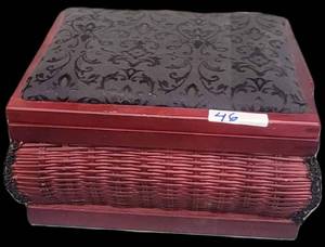lot 46 image: Vintage Wicker Box with several pieces of Costume Jewelry