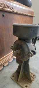 lot 127 image: Vintage Cast Iron Grinder with Wood Handle