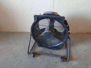 lot 30 image: Black B-Air FanBlower