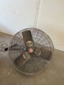 lot 6 image: Dayton 30 Commercial Industrial Duty Fan