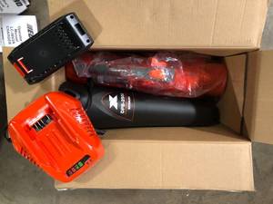 ECHO eFORCE 56V 158 MPH 549 CFM Cordless Battery Powered Handheld Leaf Blower with 5.0Ah Battery and Rapid Charger Customer Returns See Pictures