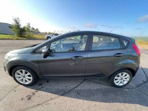 2011 Ford Fiesta SE - 2 OWNERS -  96,114 MILES - MANUAL