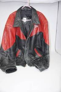 1968--35th Anniversary Ranger Boats Red & Black Jacket---Kudzu  2 XL