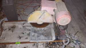 Heavy Duty Tile Saw. Put away working.