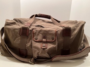 lot 54 image: KUHL Maraudr Karryall 50L Duffel