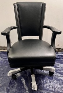 lot 5 image: RAM Game Room Swivel Office Chair - NEW