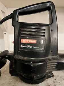 lot 73 image: Craftsman BlowerVac Electric