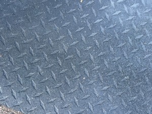 lot 93 image: Thick Vulcanized Rubber Gym Flooring Mats Variety
