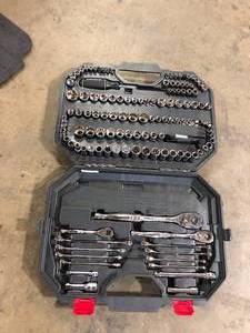 Husky Mechanics Tool Set (149-Piece)   Customer Returns See Pictures