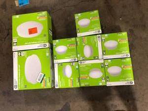Lot of Assorted Lighting   Customer Returns See Pictures