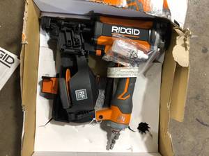RIDGID Pneumatic 15 Deg. 1-34 in. Coil Roofing Nailer    Customer Returns See Pictures