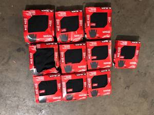 Lot of MILWAUKEE Heavy-Duty Pocket LS T-Shirt, Black, XL Customer Returns See Pictures