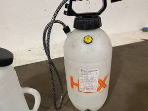 Weed Sprayer & Liquid Fill Container