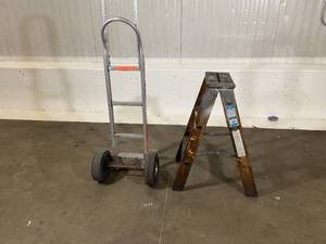 Werner Two-Step Ladder & Two-Wheel Dolly