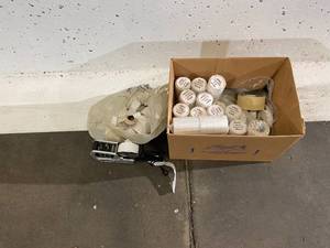 Daymark 5 Label Gun & Box of Labels