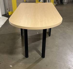 KM Peninsula Desk (in great shape)