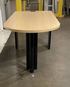 KM Peninsula Desk (in great shape)