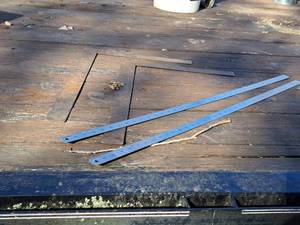 lot 1335 image: na - (2) 24 Metal Squares and (2) 36 Stainless Steel Rulers