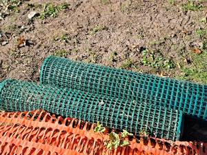 lot 1354 image: Lot of (2 Rolls) 40 Plastic Fencing