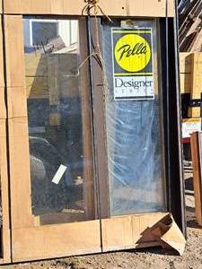 lot 1362 image: Pella Designer Series Sliding Glass Door 59-12x81-12
