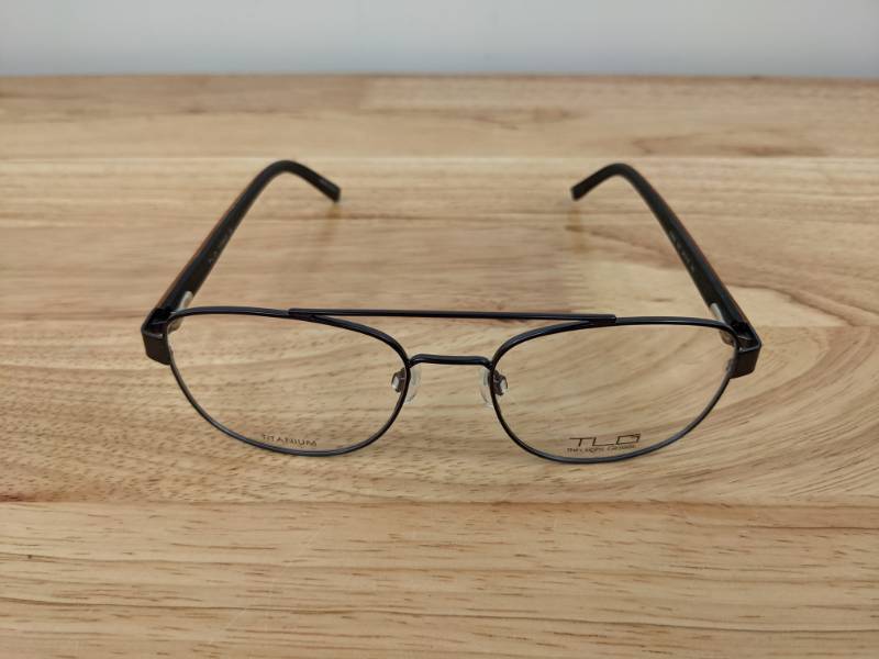 lot 197A image: NEW TLG Thin Light Glasses Eyeglasses with Display Lenses L