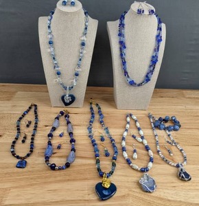 lot 90 image: (7) Beautiful Handcrafted Colorful Miscellaneous Stones&nbspNecklace and Earring Sets in Blue E
