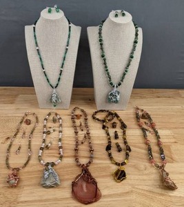 lot 91 image: (7) Beautiful Handcrafted Colorful Miscellaneous Stones&nbspNecklace and Earring Sets E