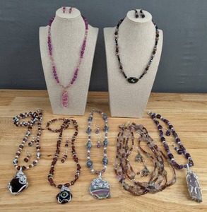 lot 97 image: (7) Beautiful Handcrafted Colorful Miscellaneous Stones&nbspNecklace and Earring Sets in Pink and Purple E