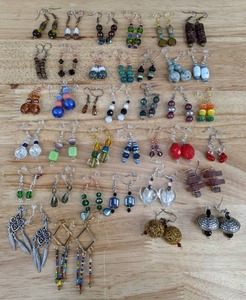 lot 62 image: (37) Pairs of Colorful Dangle Drop Beautifully Handcrafted Earrings E