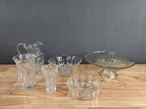 lot 134 image: Assorted Glass Decor - Cake Stand, Pitcher, Bowls, and Vases  D