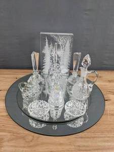 lot 122 image: Elegant Collection of GlassCrystal Decor - Bells, Candle Holders, Cruets, Perfume Bottles, and more D