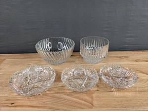 lot 161 image: (5) Assorted CrystalGlass Bowls and Dishes D