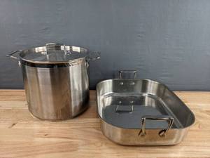 lot 158 image: Lot of 2 All-Clad Pots & Pans Stock Pot & Lasagna Pan D