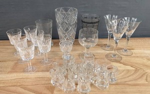 lot 172 image: Wonderful Assortment of Crystal Glasses, Shot Glasses, Wine Glasses, & More D