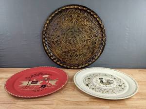 lot 213 image: Trio of Decorative Serving PlattersPlates D