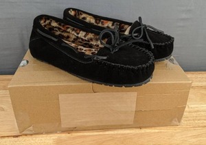 lot 175A image: NEW Womens Reina Junior Trapper Slipper - Black Leopard Size 6M N
