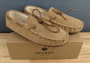 lot 131A image: NEW Mens Brandon Trapper Moccasin Slipper - Cinnamon Size 12M N