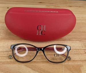 lot 150A image: NEW Carolina Herrera Eyeglass Frames & Case L